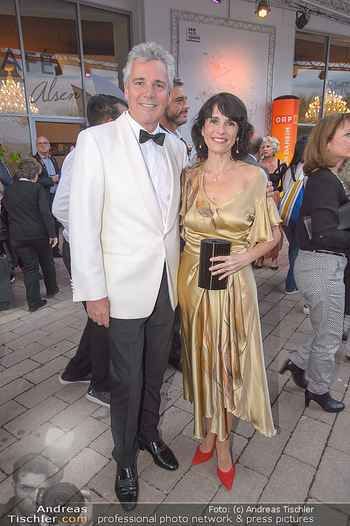 Das Land des Lächelns Premiere - Seefestspiele Mörbisch - Do 11.07.2019 - Peter EDELMANN mit Ehefrau Silvia48