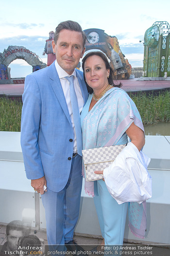 Das Land des Lächelns Premiere - Seefestspiele Mörbisch - Do 11.07.2019 - Peter HANKE mit Ehefrau66