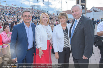Das Land des Lächelns Premiere - Seefestspiele Mörbisch - Do 11.07.2019 - Hermann SCHÜTZENHÖFER mit Ehefrau Marianne, Doris BURES76
