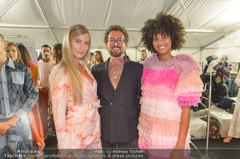 Fashion Week Opening - MQ Museumsquartier, Wien - Mo 09.09.2019 - Marcel OSTERTAG mit Models59