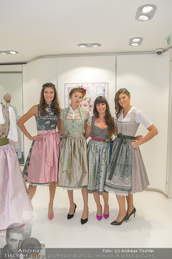 Aufdirndln für die Damenwiesn - Sportalm Store, Wien - Do 12.09.2019 - Models (Mina, Dalia, Anna HUBER), Julia Pia MAIER38