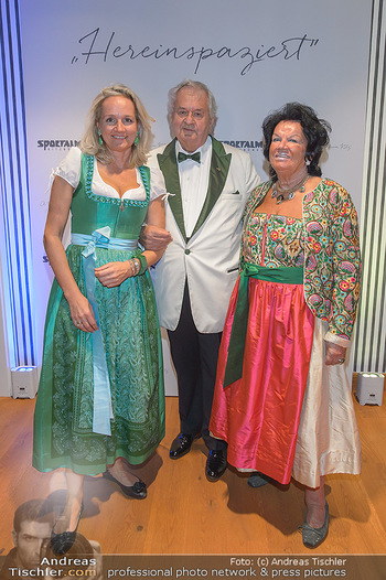 Sportalm Schauraum Opening - Palais Wessely, Wien - Di 17.09.2019 - Ulli EHRLICH mit Eltern Willie und Herta4