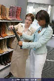 Schuhkaufen mit Kiesbauer - MAX Vögele Shop - Di 20.09.2005 - 10