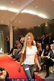 WOMAN Model Contest 2005 - NEWS Tower - Do 17.11.2005 - 113
