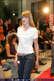 WOMAN Model Contest 2005 - NEWS Tower - Do 17.11.2005 - 12