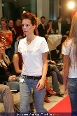 WOMAN Model Contest 2005 - NEWS Tower - Do 17.11.2005 - 53