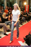 WOMAN Model Contest 2005 - NEWS Tower - Do 17.11.2005 - 74