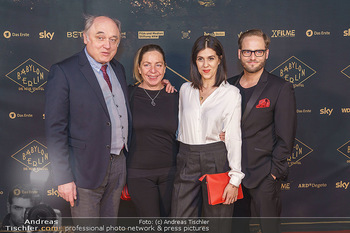 Premiere ´Babylon Berlin´ - Kattus Sektkellerei, Wien - Di 21.01.2020 - Karl FISCHER, Susi STACH, Daniela GOLPASHIN mit Ehemann Dominik63
