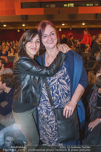Die Dohnal Kinopremiere - Gartenbaukino Wien - Mi 12.02.2020 - Ingrid DOHNAL (Tochter),Johanna-Helen DOHNAL (Enkeltochter)27