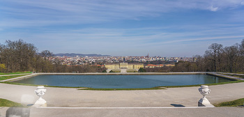 Corona Lokalaugenschein - Wien - Mo 16.03.2020 - Schloss Schönbrunn menschenleer Park ausgestorben wegen Coronav12