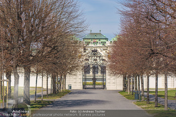 Corona Lokalaugenschein - Wien - Mo 16.03.2020 - Belvedere Eingang in den Park geschlossen wegen Coronavirus Pand52