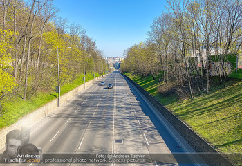 Corona Feature - Wien, NÖ - So 05.04.2020 - Grünbergstraße Wien Grüner Berg bei Schönbrunn bei Schönwet47