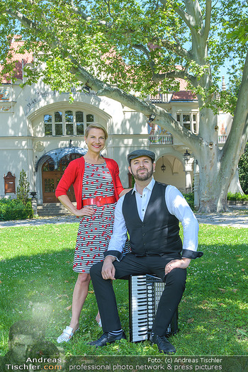 Werbeshooting für Festspielprogramm - Theaterpark Berndorf - Sa 13.06.2020 - Kristina SPRENGER, Helmut (Helmuth) Thomas STIPPICH76