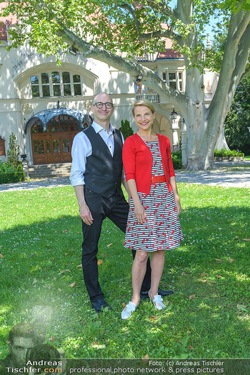 Werbeshooting für Festspielprogramm - Theaterpark Berndorf - Sa 13.06.2020 - Robert KOLAR, Kristina SPRENGER77