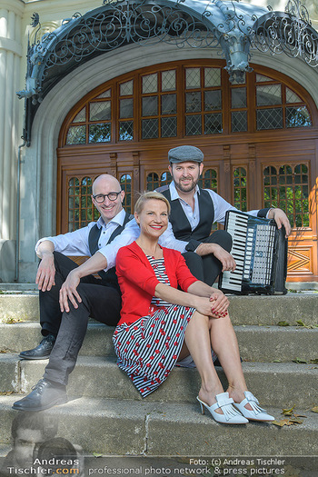 Werbeshooting für Festspielprogramm - Theaterpark Berndorf - Sa 13.06.2020 - Robert KOLAR, Kristina SPRENGER, Helmut (Helmuth) Thomas STIPPIC83