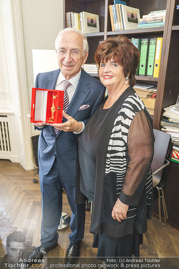 Ewald Plachutta Geburtstag - Brandstätter Verlag, Wien - Mo 15.06.2020 - Ewald PLACHUTTA mit Ehefrau Eva16