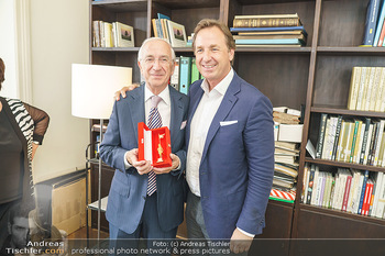 Ewald Plachutta Geburtstag - Brandstätter Verlag, Wien - Mo 15.06.2020 - Ewald PLACHUTTA mit Sohn Mario27
