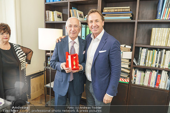 Ewald Plachutta Geburtstag - Brandstätter Verlag, Wien - Mo 15.06.2020 - Ewald PLACHUTTA mit Sohn Mario28