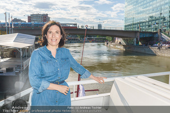 Liebesg´schichten und Heiratssachen - MS Blue Danube, Wien - Mi 24.06.2020 - Nina HOROWITZ11