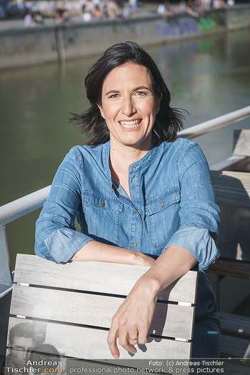 Liebesg´schichten und Heiratssachen - MS Blue Danube, Wien - Mi 24.06.2020 - Nina HOROWITZ (Portrait)16