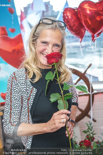 Liebesg´schichten und Heiratssachen - MS Blue Danube, Wien - Mi 24.06.2020 - Kathrin (Katrin) ZECHNER (Portrait)21