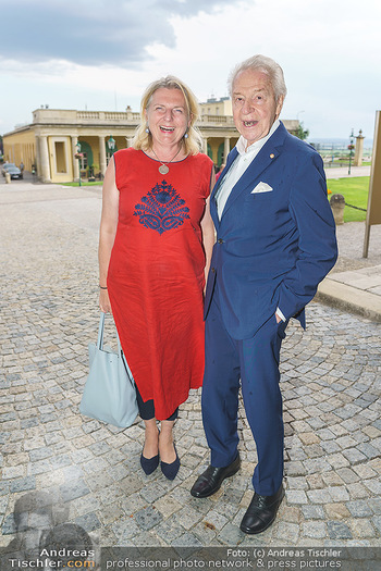Wir spielen für Österreich - Empfang - Henrici, Eisenstadt - Fr 26.06.2020 - Karin KNEISSL, Harald SERAFIN5