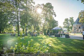 Premiere ´ÖsterReich an Witz´ - Theaterpark Berndorf - Do 20.08.2020 - Festzelt im Theaterpark16