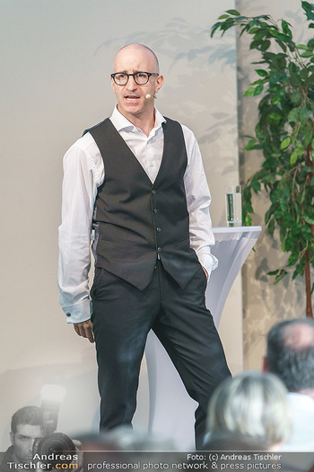 Premiere ´ÖsterReich an Witz´ - Theaterpark Berndorf - Do 20.08.2020 - Robert KOLAR67