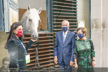 Austrian World Summit 2020 - Stallburg und Hofreitschule - Do 17.09.2020 - Sonja KLIMA, Doris SCHMIDAUER, Alexander VAN DER BELLEN mit Lipi71