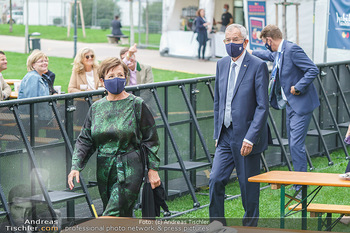 Climate Kirtag - Heldenplatz - Do 17.09.2020 - Doris SCHMIDAUER, Alexander VAN DER BELLEN mit Corona Maske95