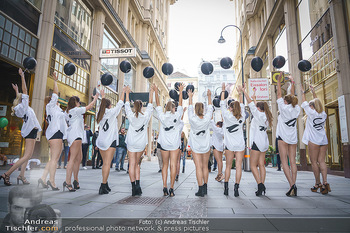 Opening - Camicissima - Sa 03.10.2020 - Gruppenfoto Models in der Fußgängerzone45