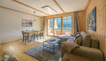 Neue Chalets am Schneeberg - Puchberg am Schneeberg - Fr 23.10.2020 - Wohnraum Wohnzimmer Terrasse living modern Esstisch Kamin Holz g37