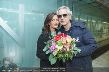 Licht ins Dunkel Gala - ORF Zentrum - Mi 25.11.2020 - Andrea BOCELLI mit Ehefrau Veronica (BERTI)115