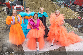 Niko Niko Fototermin - ORF Zentrum - Mi 03.02.2021 - Models auf Baustelle6