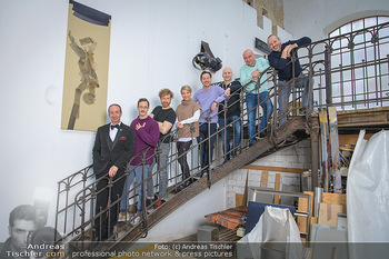 Fotoshooting zu Ladies Night - Kunsthalle Berndorf, NÖ - Di 09.02.2021 - Gruppenfoto Darsteller (Kristina SPRENGER, Christoph FÄLBL, Mic44
