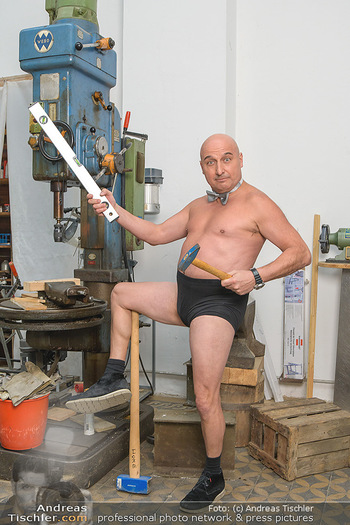 Fotoshooting zu Ladies Night - Kunsthalle Berndorf, NÖ - Di 09.02.2021 - Christoph FÄLBL in Unterwäsche102