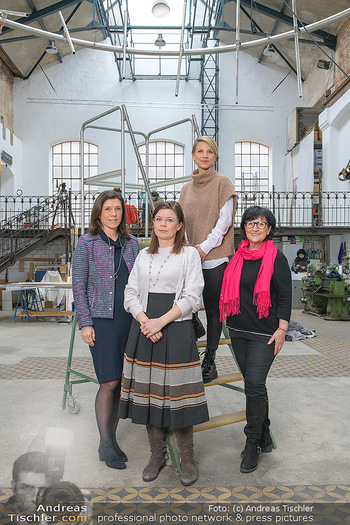 Fotoshooting zu Ladies Night - Kunsthalle Berndorf, NÖ - Di 09.02.2021 - Claudia DESCOVICH, Gerda EHRLICH-RATZINGER, Kristina SPRENGER, H128