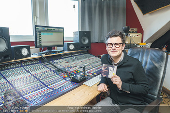 Manuel Rubey im Tonstudio - L.Sound Recording, Wien - Di 02.03.2021 - Manuel RUBEY10