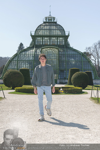 Spaziergang mit Julian Le Play - Schönbrunn, Wien - Mi 31.03.2021 - Julian LE PLAY (Julian Heidrich)2