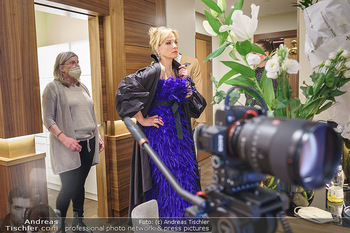 Fotoshooting Elina Garancia - The Ritz Carlton Vienna, Wien - Fr 09.04.2021 - Elina GARANCA, Andrea LEHNER8