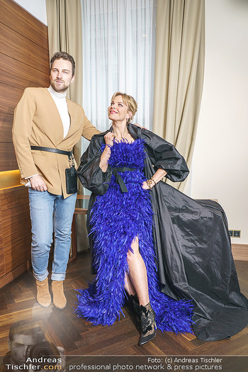 Fotoshooting Elina Garancia - The Ritz Carlton Vienna, Wien - Fr 09.04.2021 - Elina GARANCA, Mode Designer Niko NIKO15