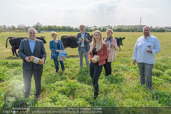 PK ´Die Natur schmecken´ - Seehof, Donnerskirchen - Mi 21.04.2021 - Gruppenfoto Matthias GRÜN und PK Teilnehmer1