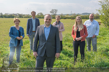 PK ´Die Natur schmecken´ - Seehof, Donnerskirchen - Mi 21.04.2021 - Gruppenfoto Matthias GRÜN und PK Teilnehmer29