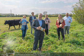 PK ´Die Natur schmecken´ - Seehof, Donnerskirchen - Mi 21.04.2021 - Gruppenfoto Matthias GRÜN und PK Teilnehmer32