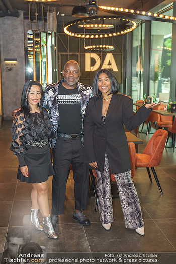 DaRose Vienna Opening - DaRose Restaurant, Wien - Do 27.05.2021 - Familie Rose ALABA mit Eltern George und Gina ALABA6