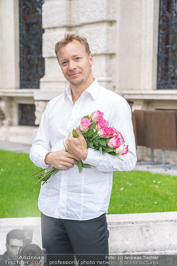 Ladies Night Promo-Aktion - Burgtheater, Volksgarten - Fr 28.05.2021 - Christoph VON FRIEDL8
