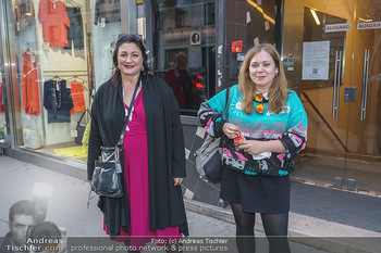 Kinopremiere ´Sargnagel - Der Film´ - Votivkino, Wien - Di 01.06.2021 - Stefanie SARGNAGEL, Veronica KAUP-HASLER1