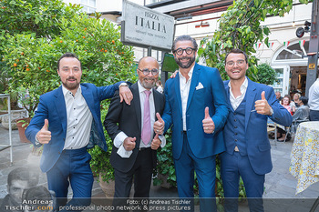 Mauro Maloberti Geburtstag - Pizzeria Regina Margherita, Wien - Mi 16.06.2021 - Familie Luigi Sen und Jun sowie Antonio BARBARO, Mauro MALOBERTI24