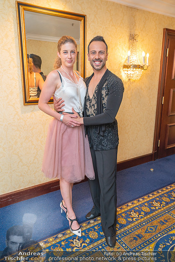 Silvia Schneider ist Tanz-Staatsmeisterin - Hotel InterContinental - Sa 26.06.2021 - Danilo CAMPISI mit Freundin Sonja30