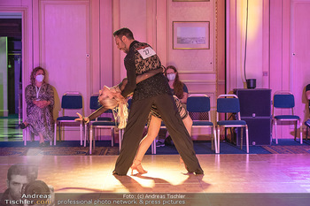 Silvia Schneider ist Tanz-Staatsmeisterin - Hotel InterContinental - Sa 26.06.2021 - Silvia SCHNEIDER, Danilo CAMPISI während Bewerbstanz45